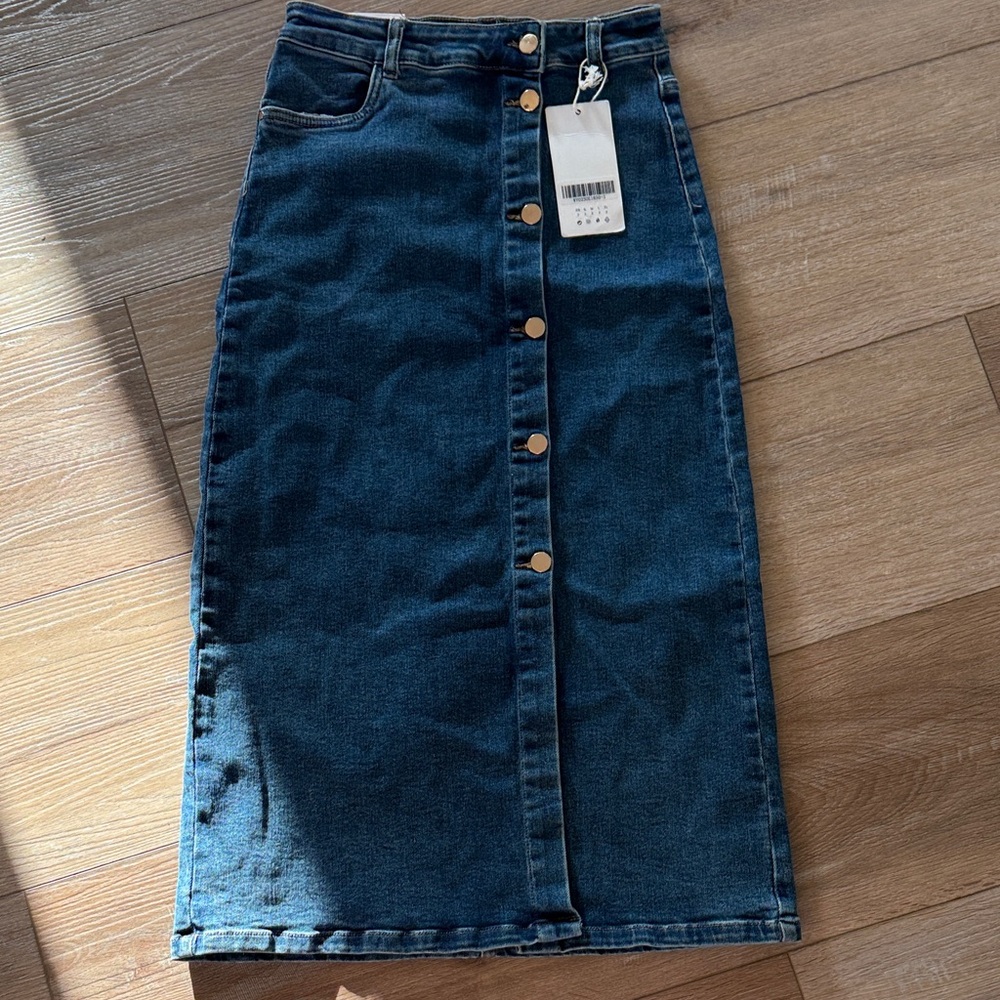 NWT M’Sara Dark Blue Button-Front Denim Skirt